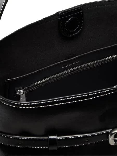 Geantă Calvin Klein cu cataramă negru