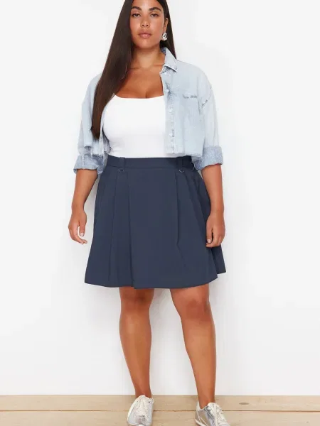 Fusta plisata Trendyol cu cataramă plisată albastru