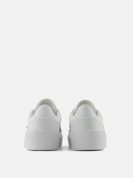 Кеды New Balance белые