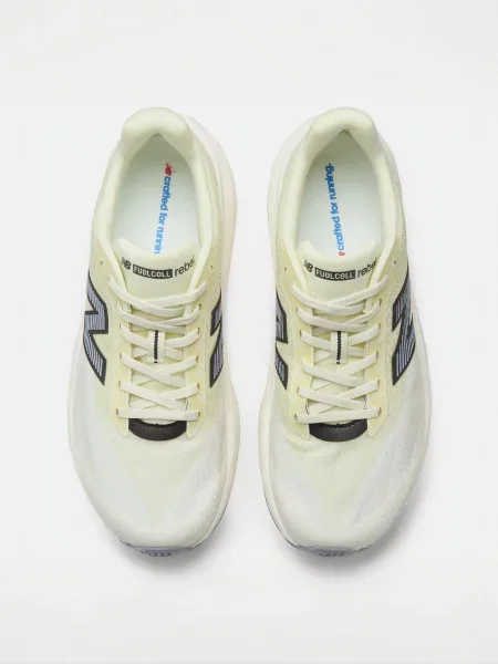 Кроссовки для бега New Balance FuelCell с сеткой в сеточку желтые