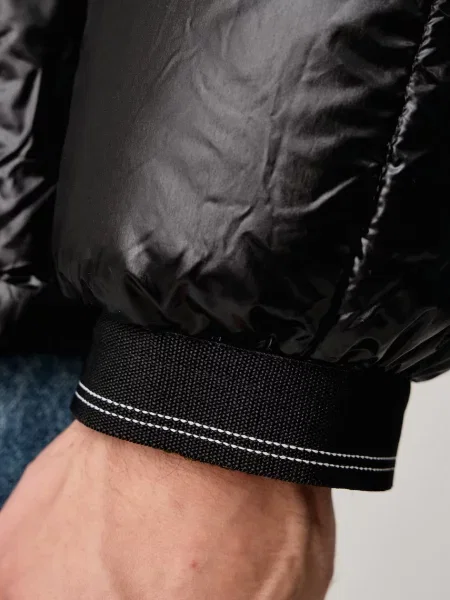 Пуховик Armani Exchange