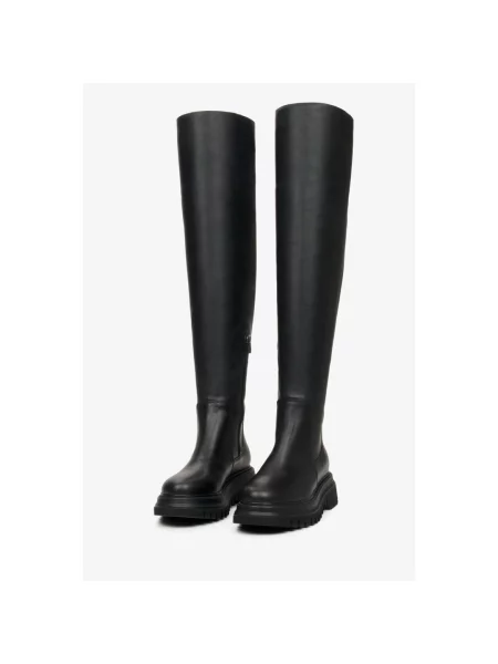 Стрейчевые ботфорты Estro черные