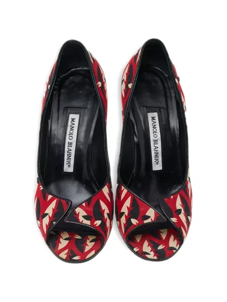 Pantofi cu toc Manolo Blahnik roșu
