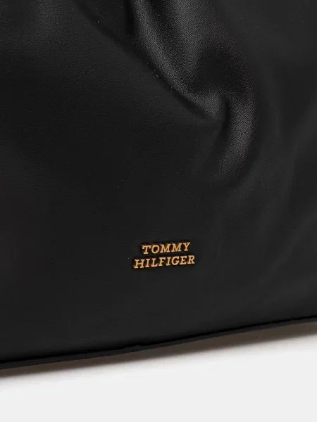 Táska Tommy Hilfiger Soft Leather Tote fekete