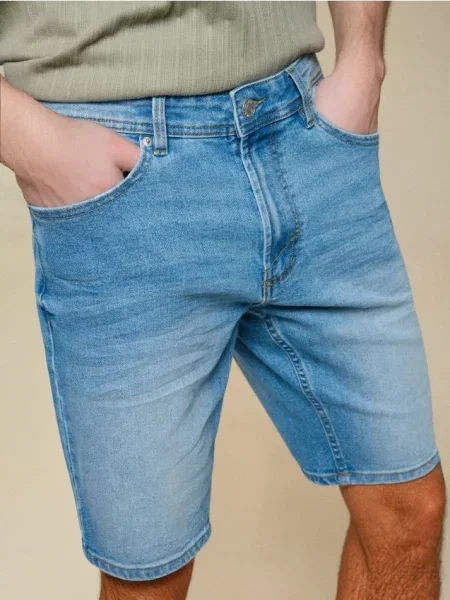 Sinsay Džínové kraťasy slim fit s modrá