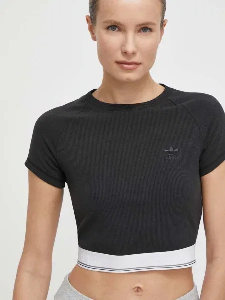 Тениска adidas Originals черно