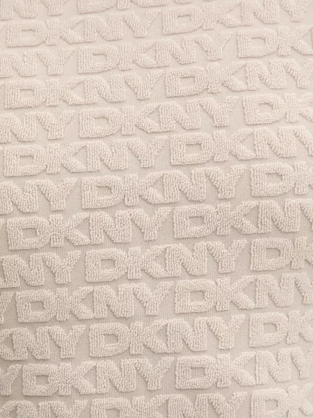 Футболка Dkny