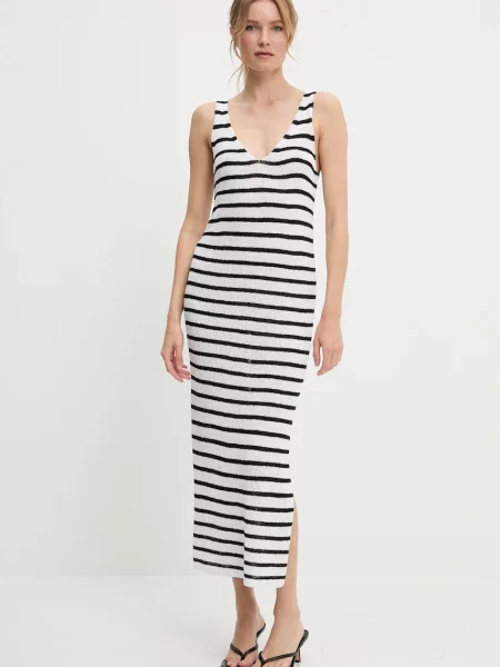 Сукня Answear Lab maxi облягаюче білий