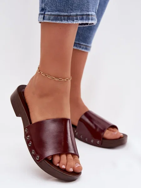 Șlapi Boto cu cataramă maro