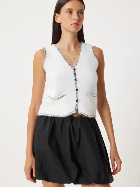 Happiness İstanbul Vestă tricotată coajă de ou alb