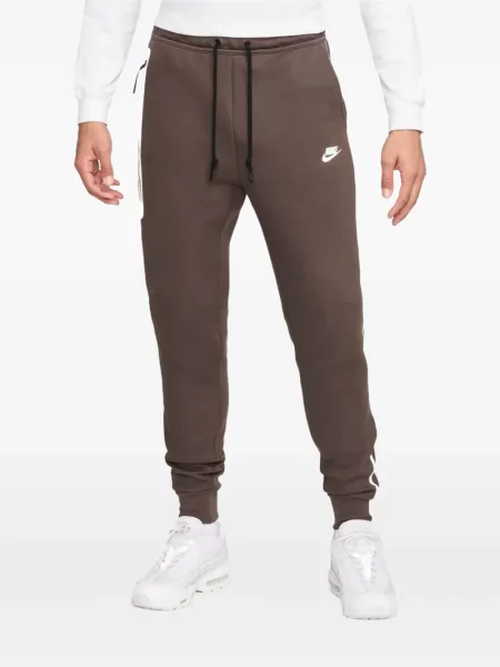 Pantaloni Nike din fleece maro