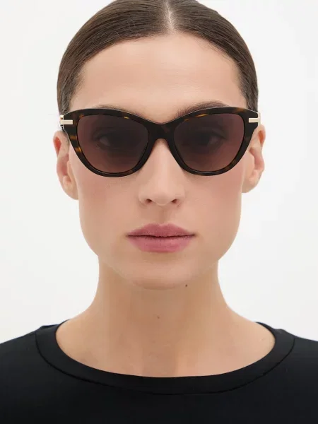 Солнцезащитные очки Dolce & Gabbana