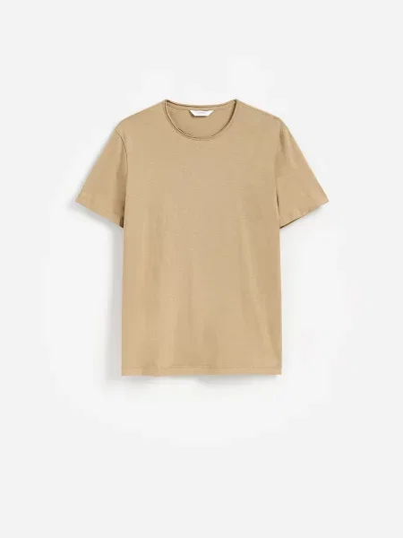 Reserved Гладка футболка regular fit бежевий