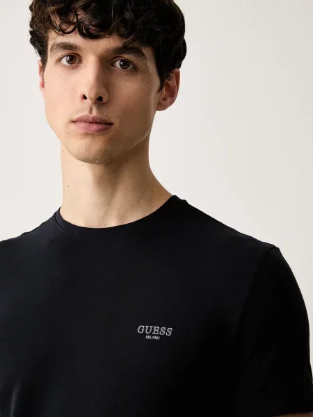 Футболка Guess