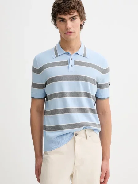 Iceberg polo de albastru