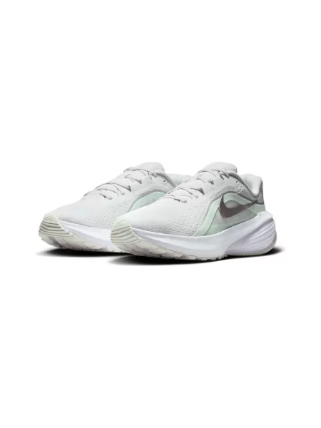 Félcipő Nike fehér