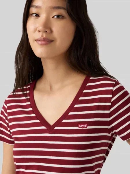 T-shirt o kroju regular fit z czystej bawełny Levi's
