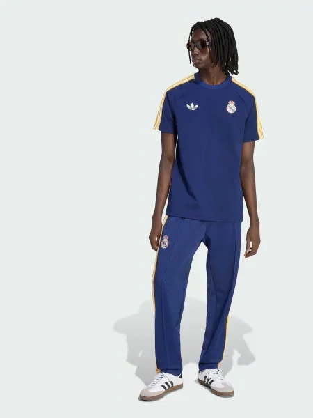Спортивна футболка adidas синій