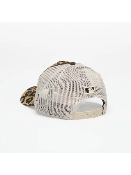 Șapcă New Era cu model leopard din piele de căprioară maro