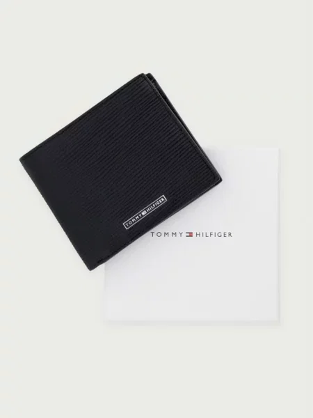Tommy Hilfiger портфейл от кожа черно