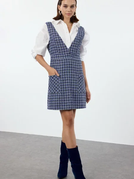 Rochie mini Trendyol în carouri de costum albastru
