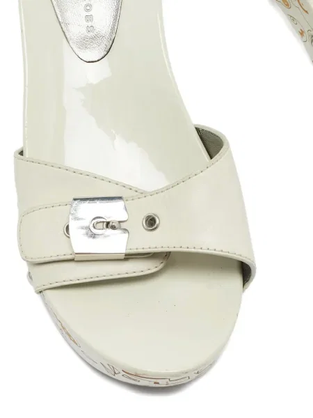 Sandale Marc By Marc Jacobs sa kopčom bijela