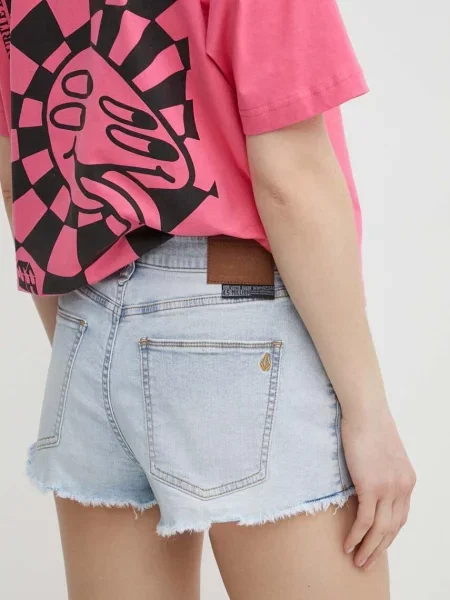 Джинсовые шорты Volcom