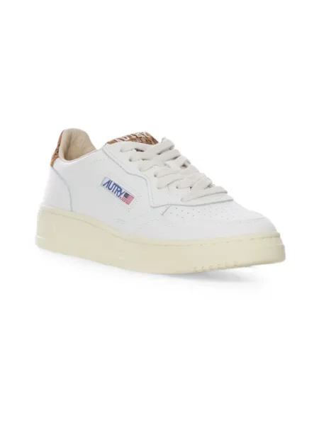 Sneakersy Autry skórzane białe