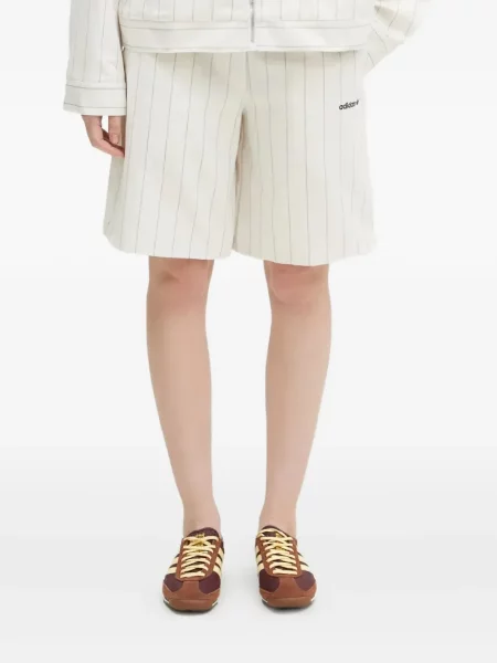 Haftowane szorty Adidas czarne