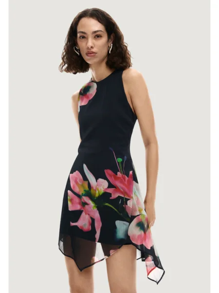 Desigual Každodenné šaty VEST_NALA_ASIMETRICO Egg Fit čierna