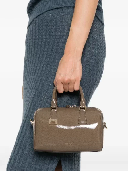 Кожена шопинг чанта Furla зелено