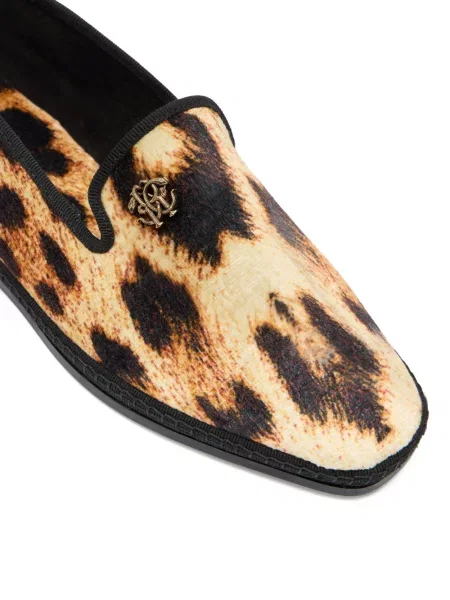 Pantofi loafer Roberto Cavalli cu imagine cu model leopard maro