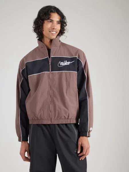 Nike Sportswear Prechodná bunda CLUB čokoládová / čierna biela
