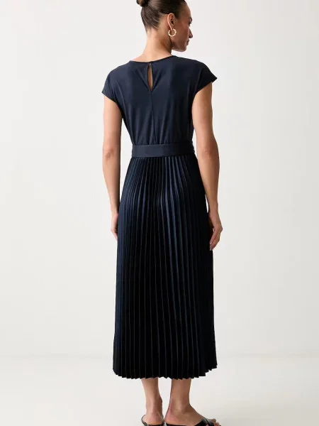Расклешенное платье Weekend Max Mara