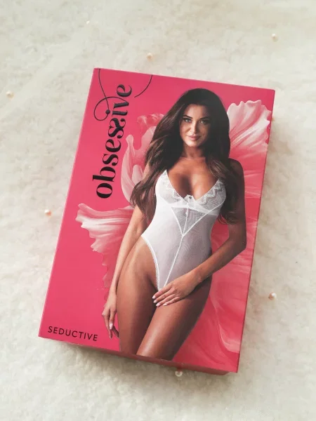 Боди Obsessive белое