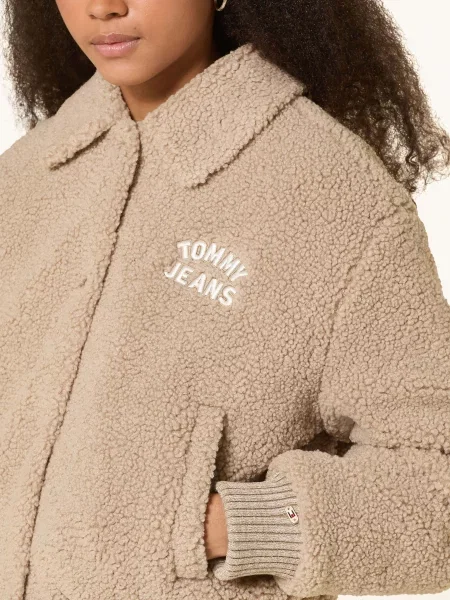 Tommy Jeans kurtka pluszowa Kobiety jednolity S brązowy