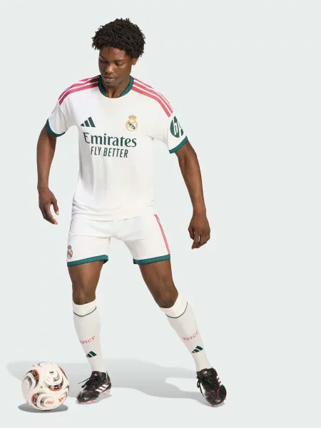 Спортивные шорты Adidas белые
