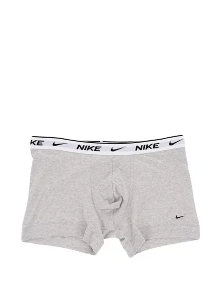 Scurt chiloți Nike cu imagine cu model floral negru