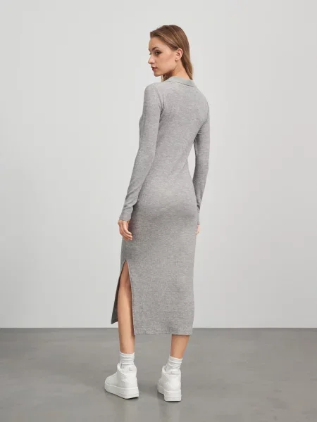 Сукня міді з розрізом сірий