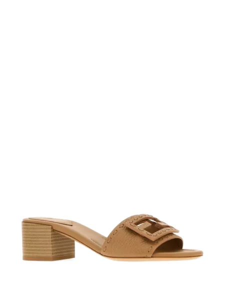 Papuci tip mules Fendi din piele