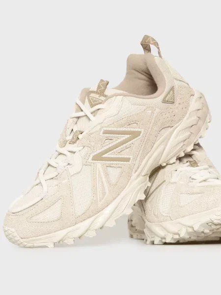 Кросівки New Balance бежеві
