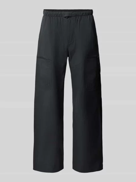 Spodnie w kroju regular fit z zapinanymi na błyskawiczny Peak Performance czarne