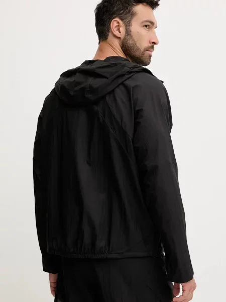 Демисезонная куртка Puma черная