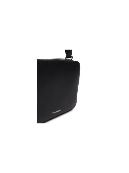 Calvin Klein crossbody kabelka dámska z imitácie kože čierna