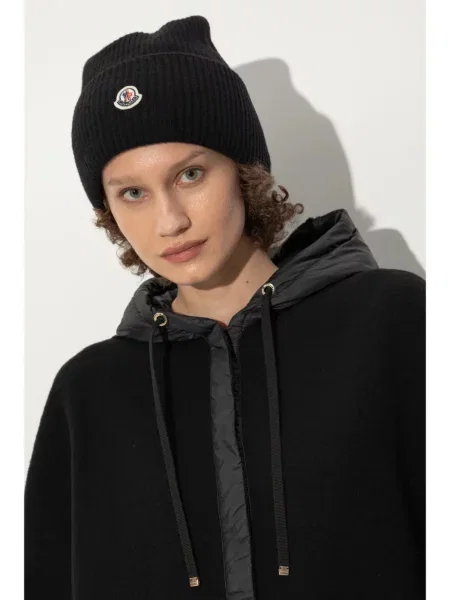 Čepice Moncler černý