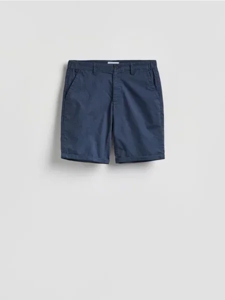 Reserved Pantaloni scurți chino din bleumarin