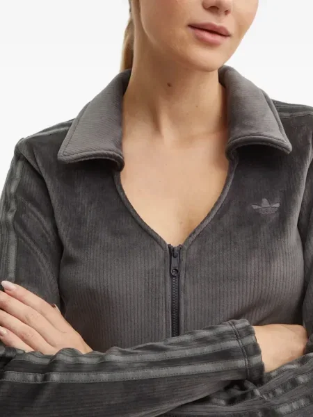 Tricou Adidas cu dungi cu broderie din velur albastru