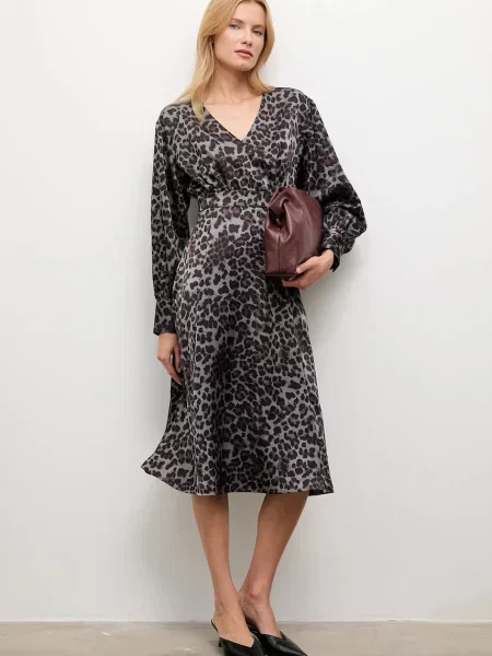 Obleka Answear.LAB siva