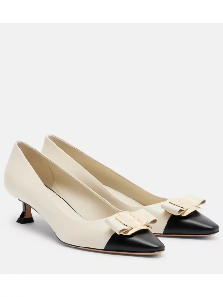 Pantofi cu toc Ferragamo cu funde din piele alb