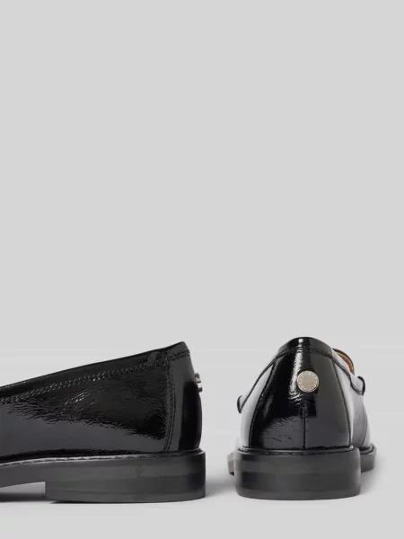 Sneakersy ze skóry z ozdobnym model Adison' Steve Madden czarne